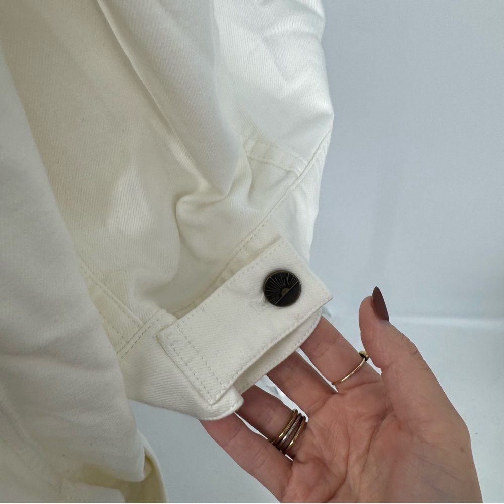 Faherty  Women's White Denim Jacket - Picture 9 of 13